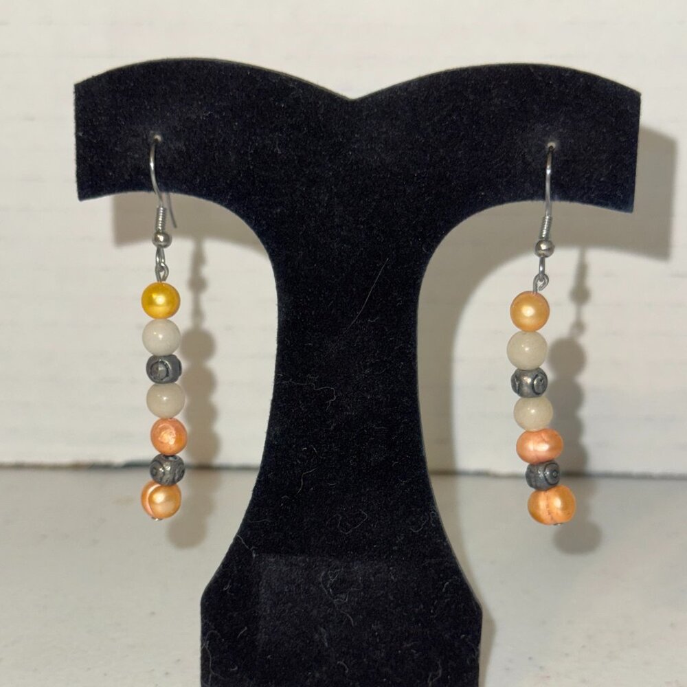 Pearl and Jade dangle Earrings